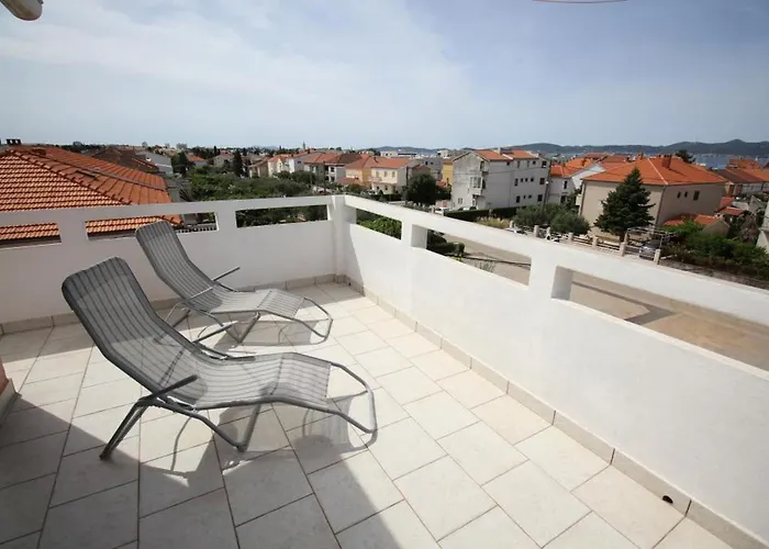 Neda - Two Bedroom זאדאר